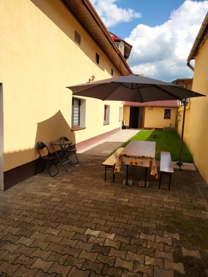 Mario'S Cozy Apartment Rîşnov Ngoại thất bức ảnh