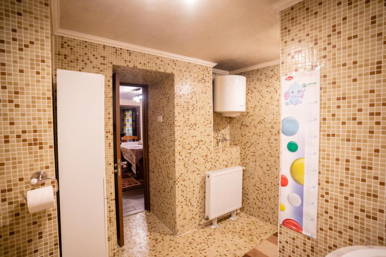 Mario'S Cozy Apartment Rîşnov Ngoại thất bức ảnh